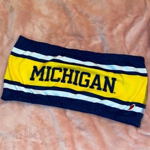 University of Michigan Bandeau Top